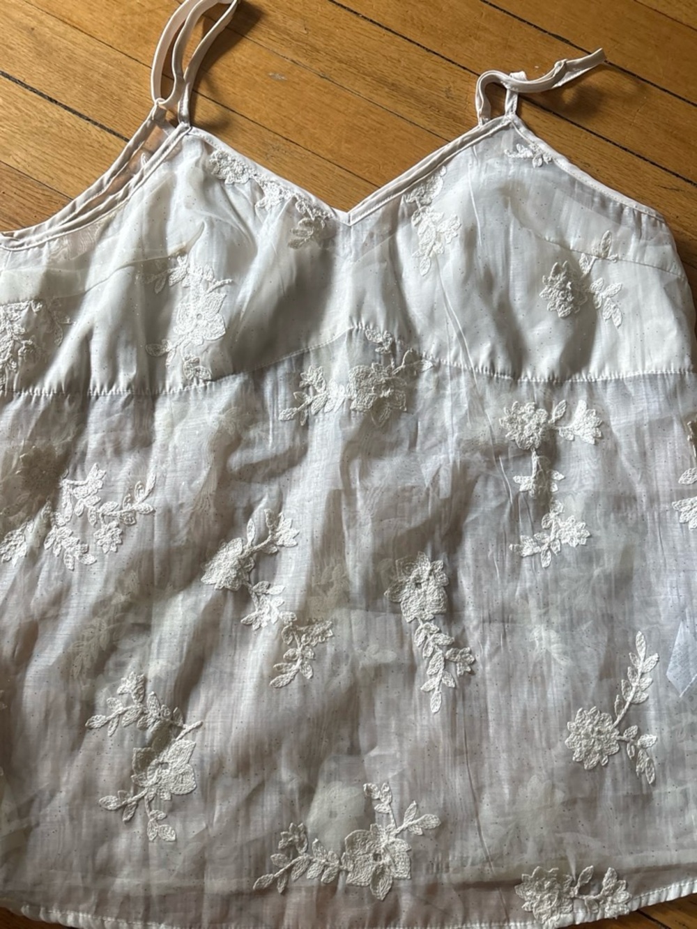 SHEIN White Floral Embroidered Spaghetti Strap Tank